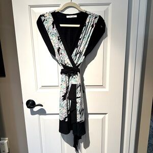 Max & Cleo Multi Color Wrap Style Black Dress. Size XS